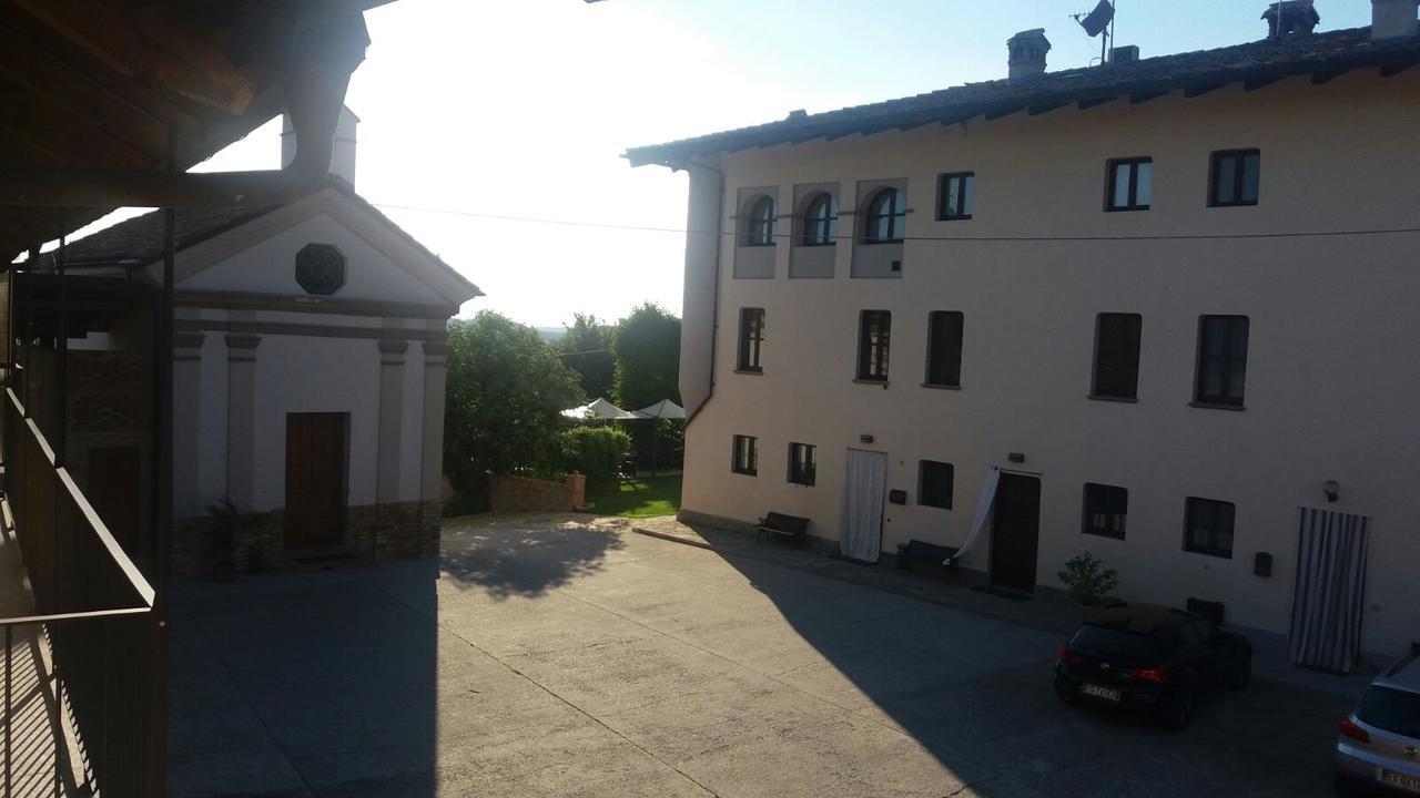 Cascina Baresane Bed & Breakfast Alba (Piedmont)