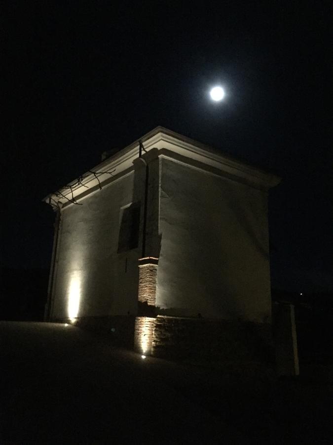 Bed & Breakfast Cascina Baresane Alba (Piedmont)